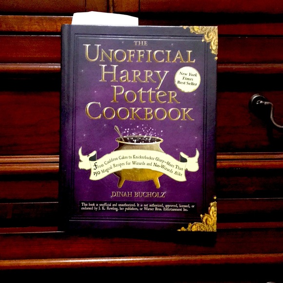 The Unofficial Harry Potter Cookbook - Picture 1 of 8